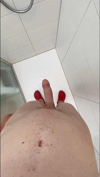 I Wanked My Cock Off In The Public Shower